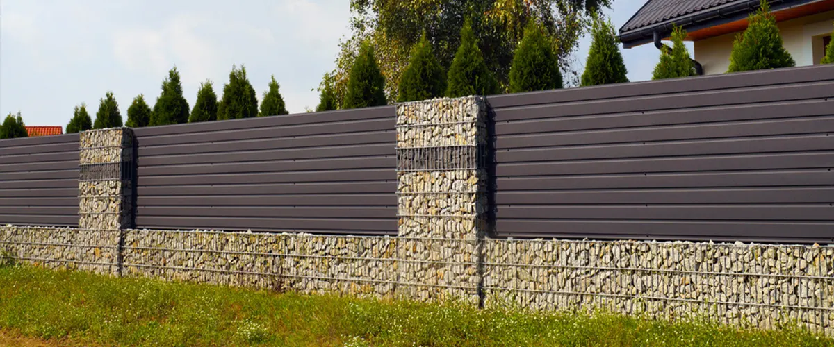 composite fencing stones and wood